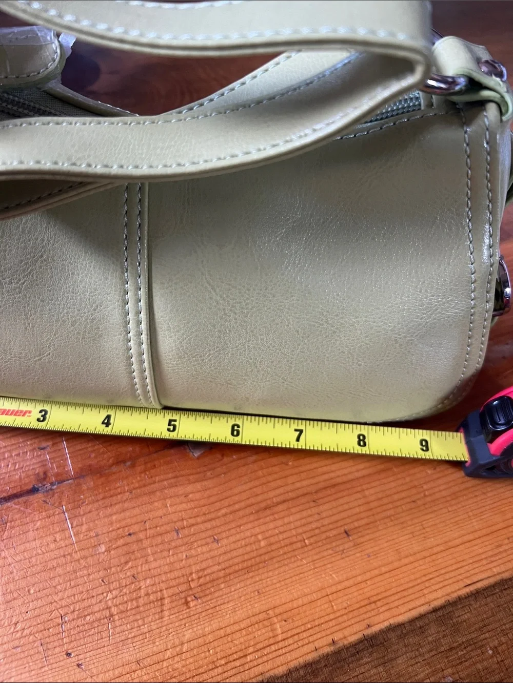 N/A compact outfits carry
